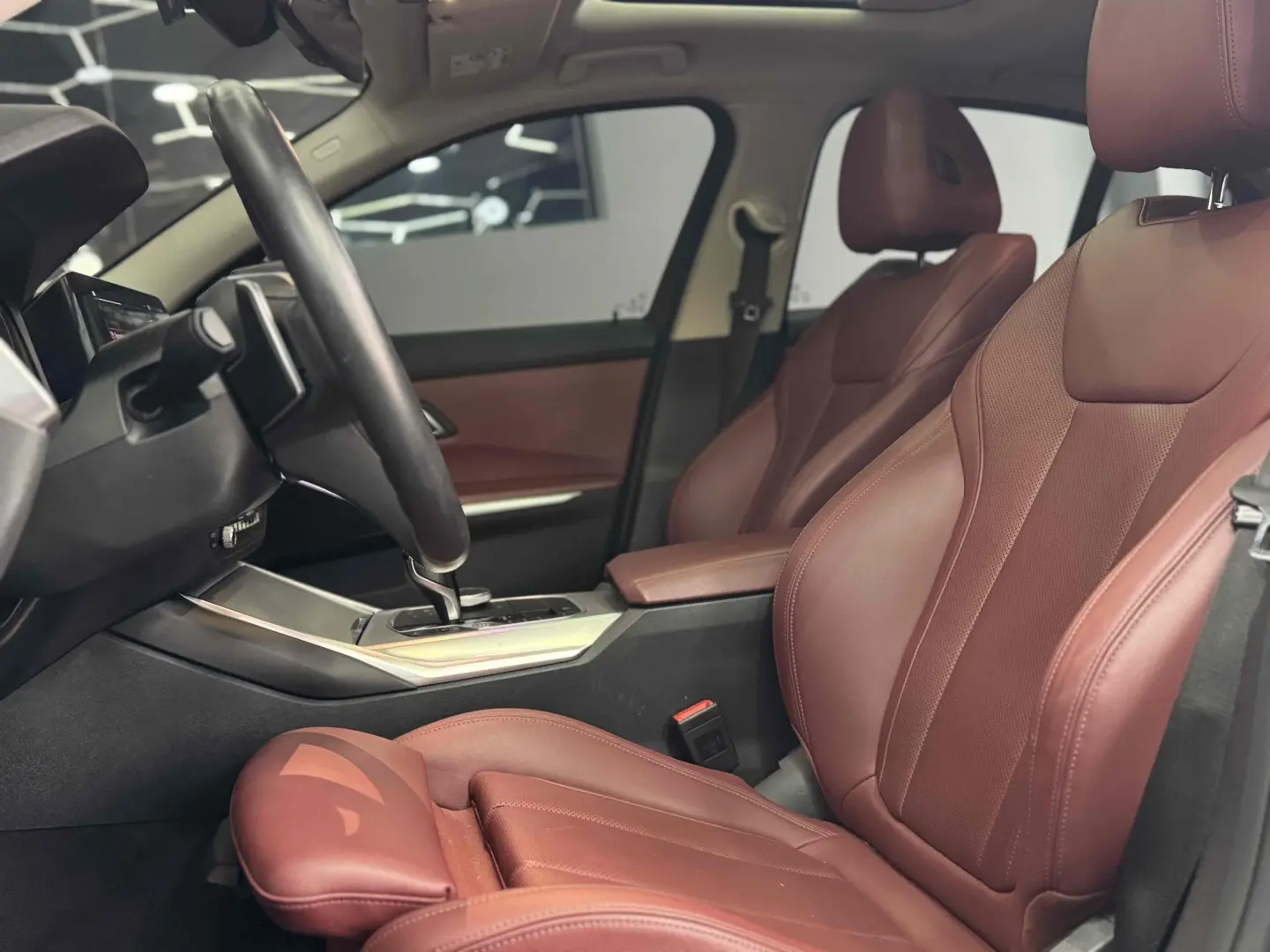 BMW 320I
