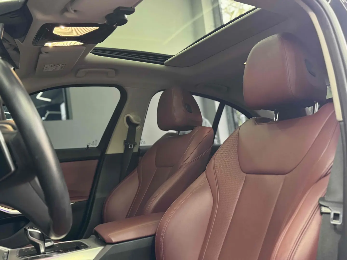 BMW 320I