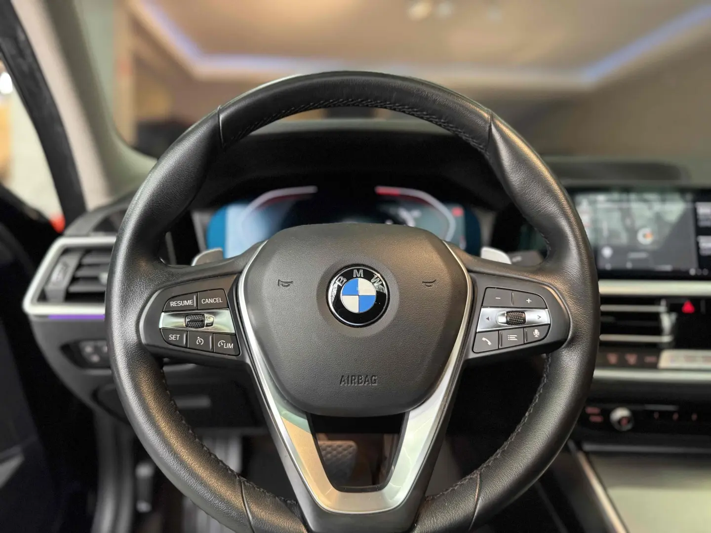 BMW 320I