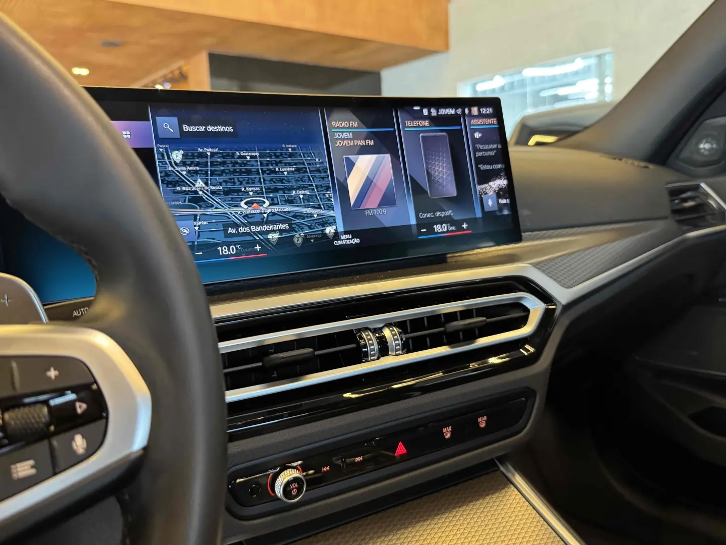 BMW 320I