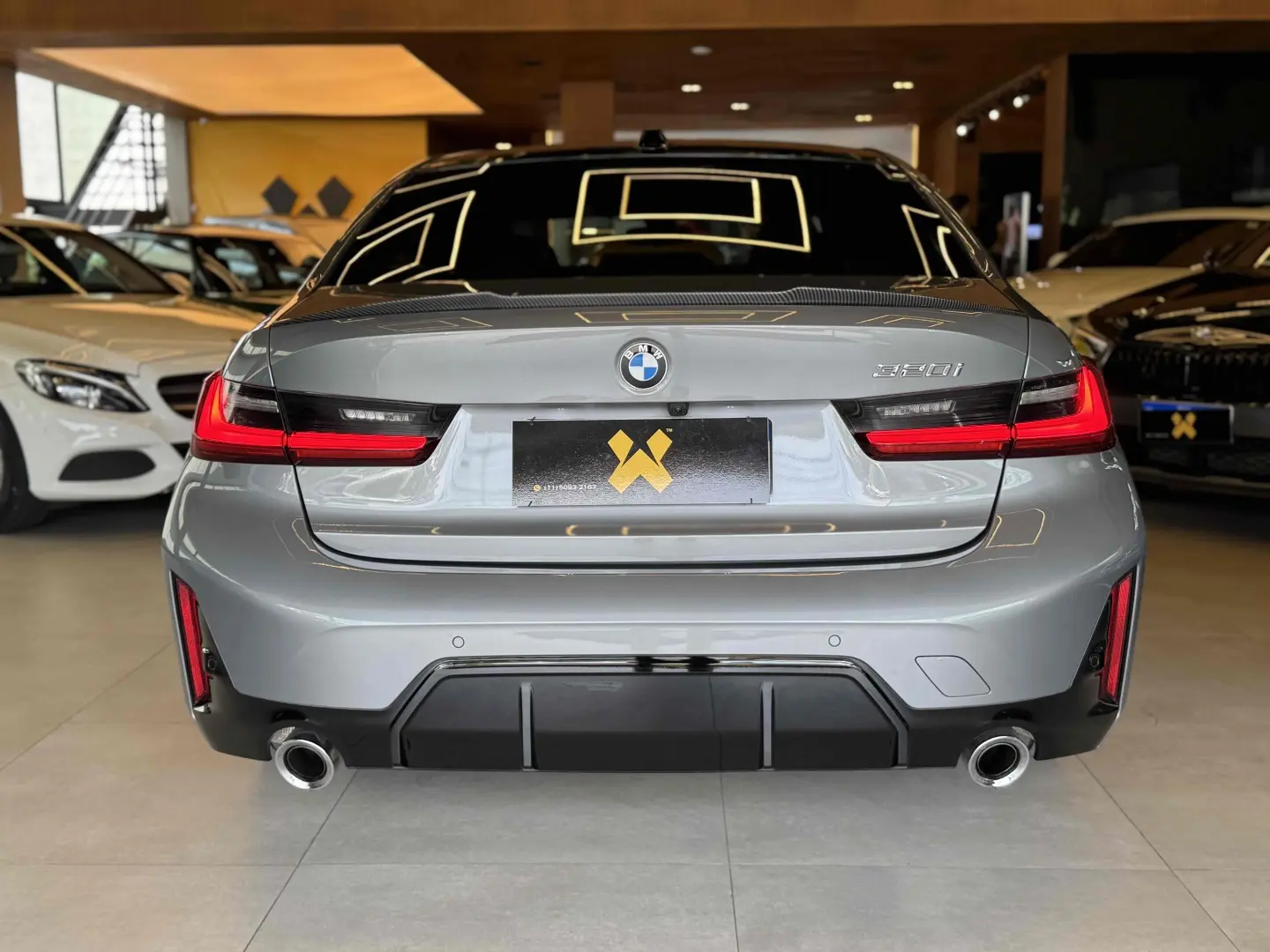 BMW 320I