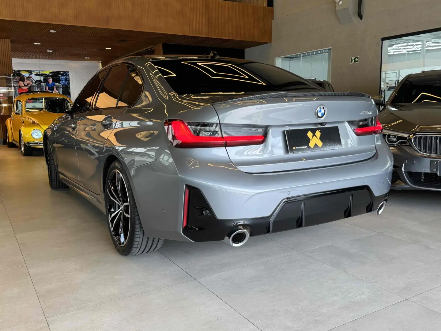 BMW 320I