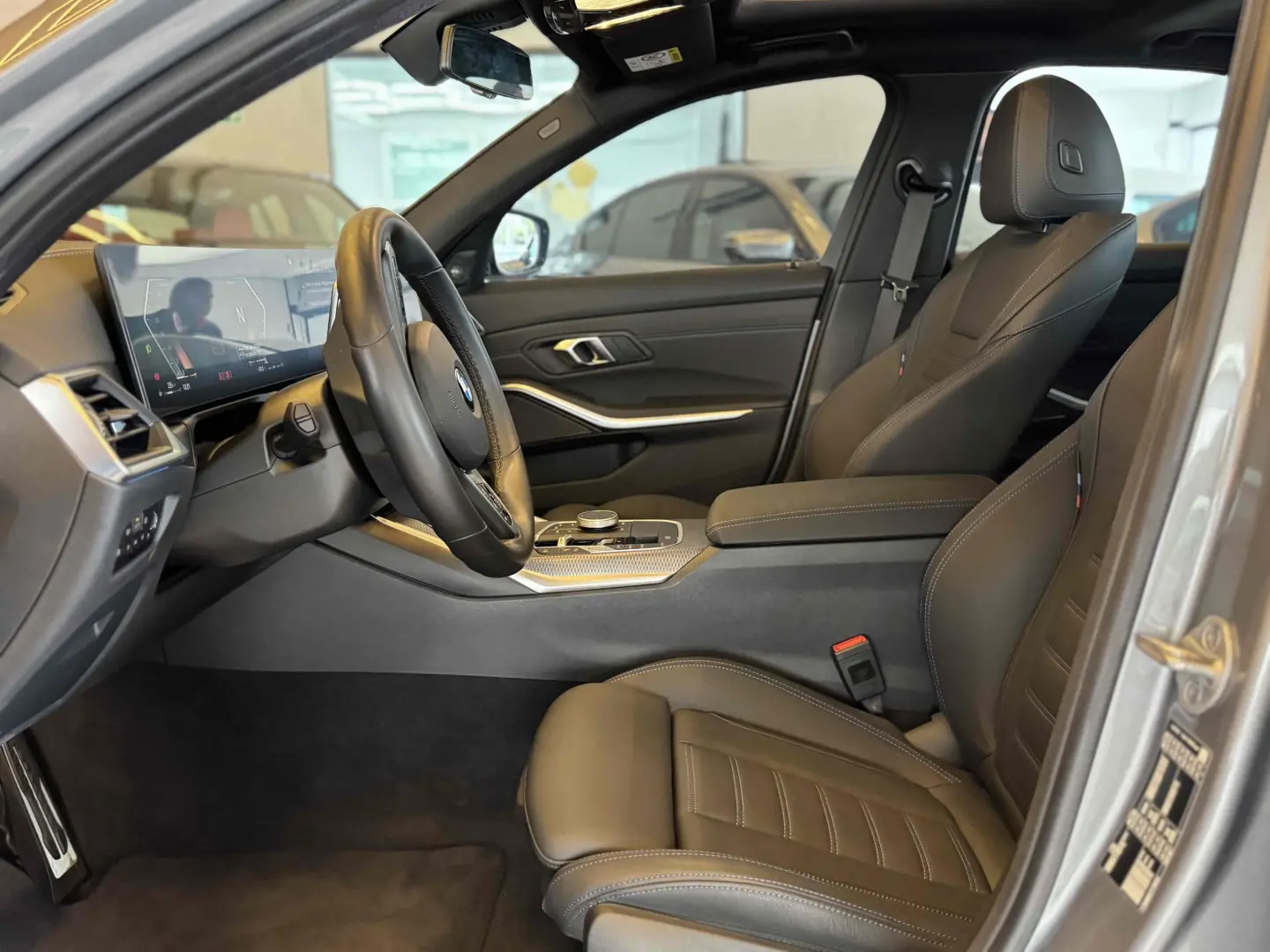 BMW 320I