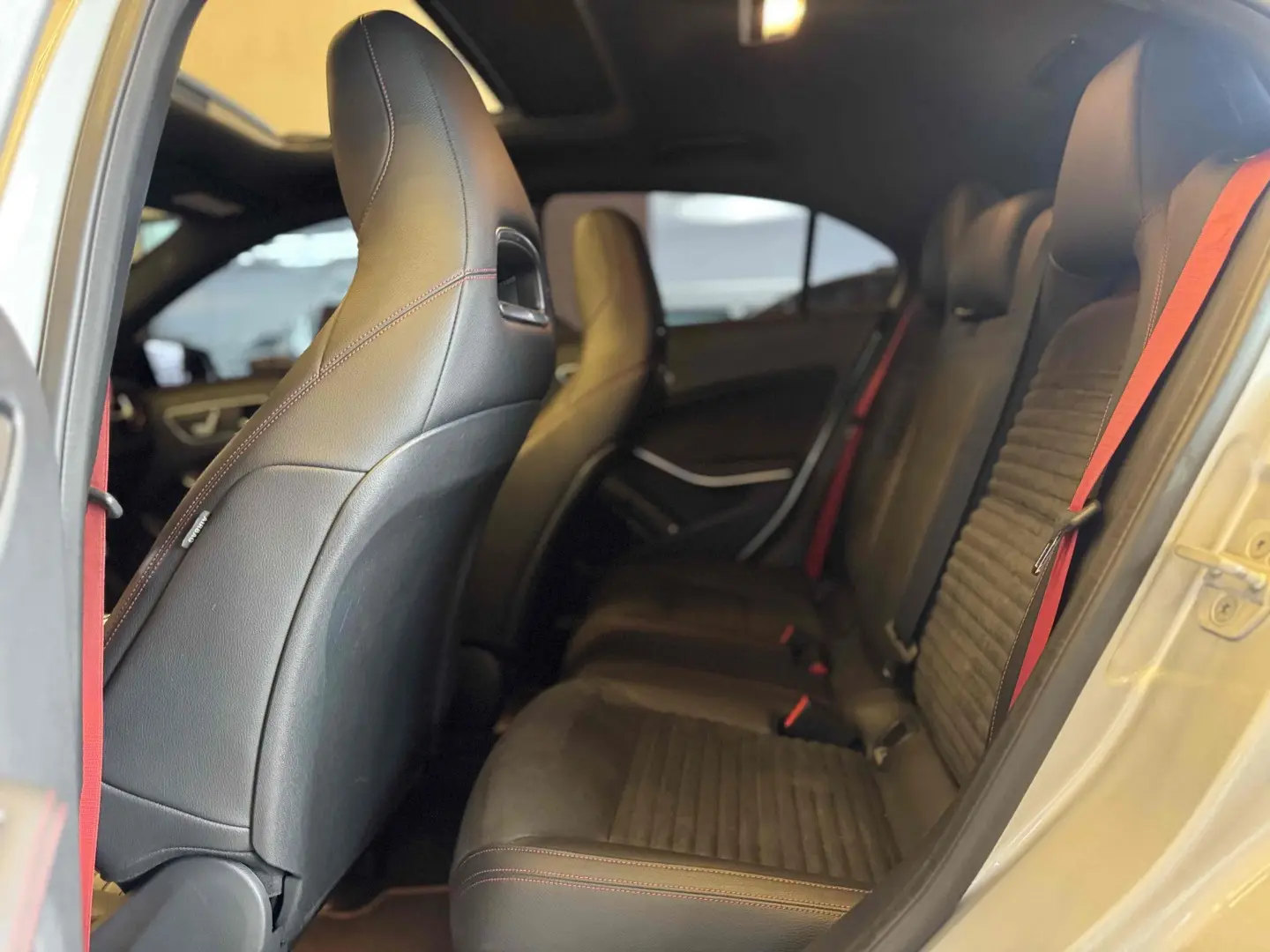 MERCEDES-BENZ A 250