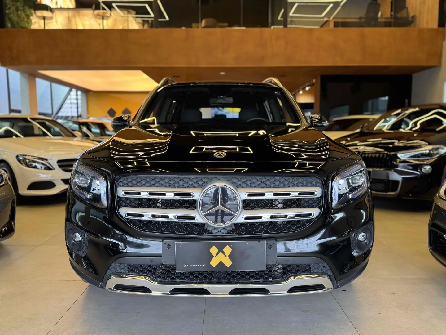 MERCEDES-BENZ GLB 200
