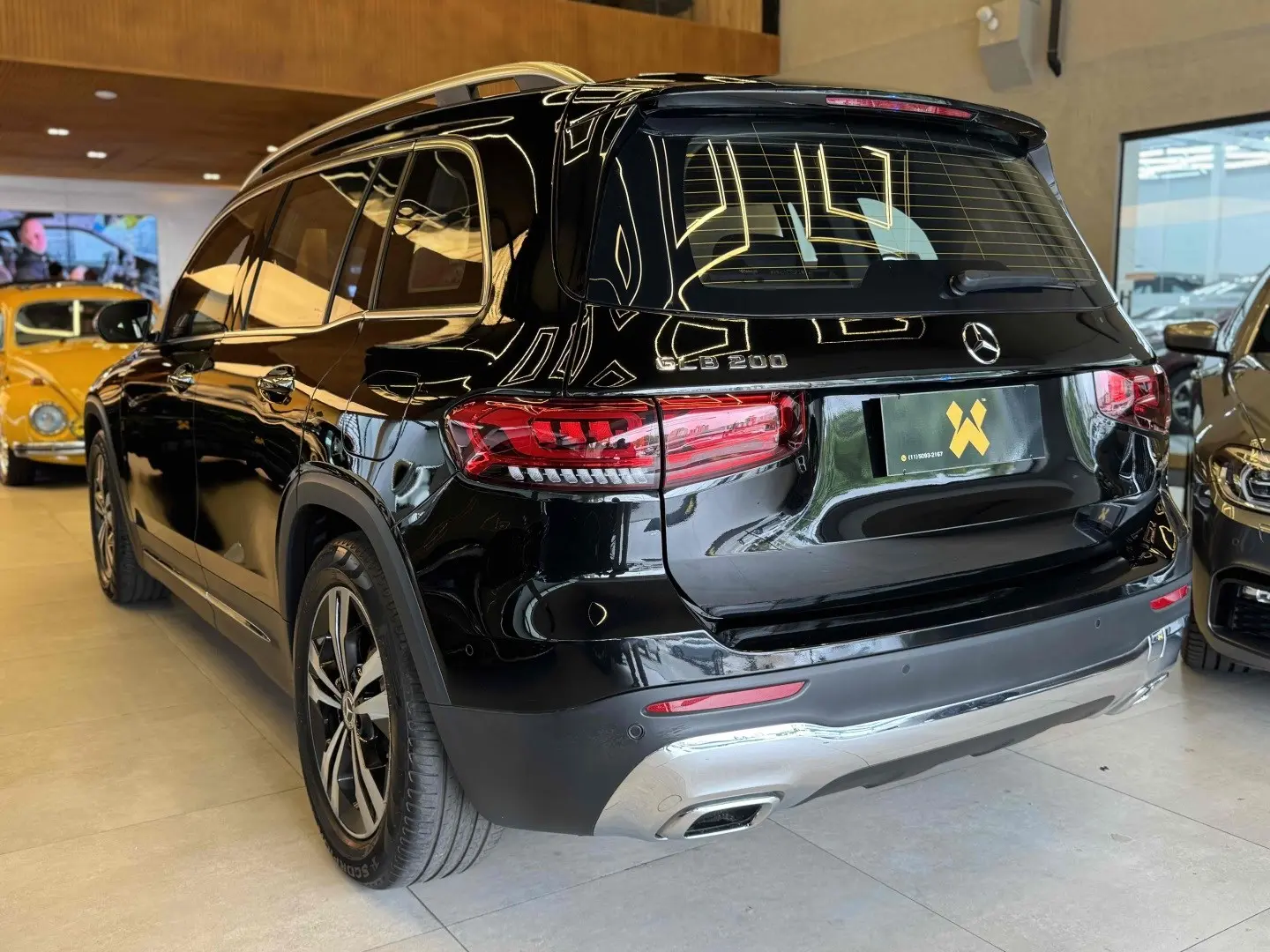 MERCEDES-BENZ GLB 200