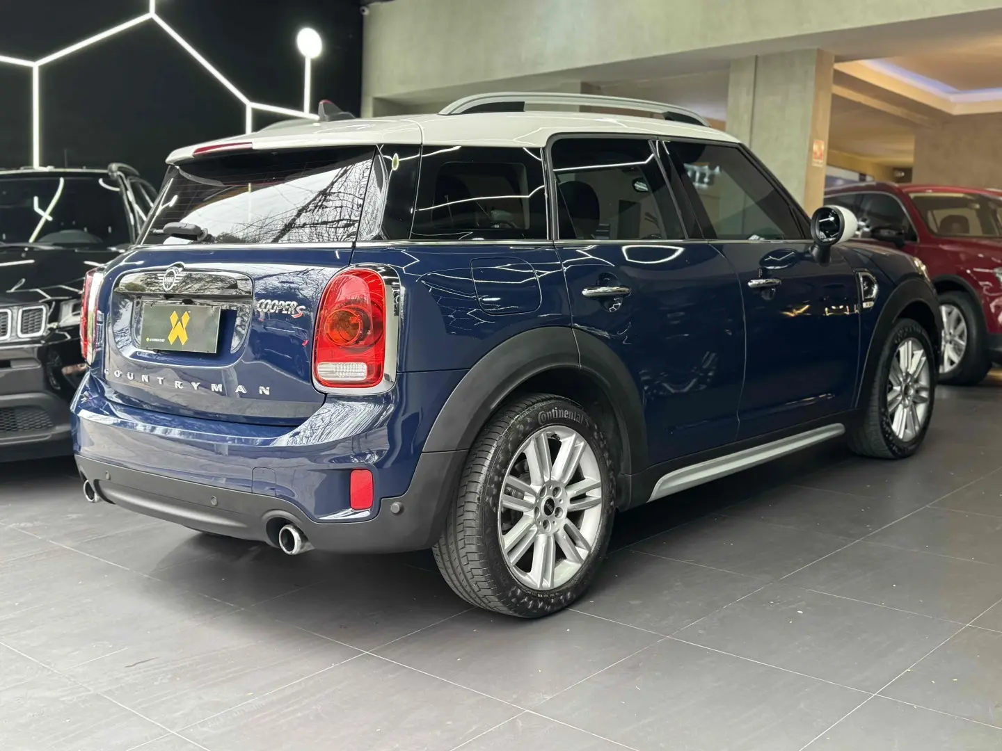 MINI COUNTRYMAN
