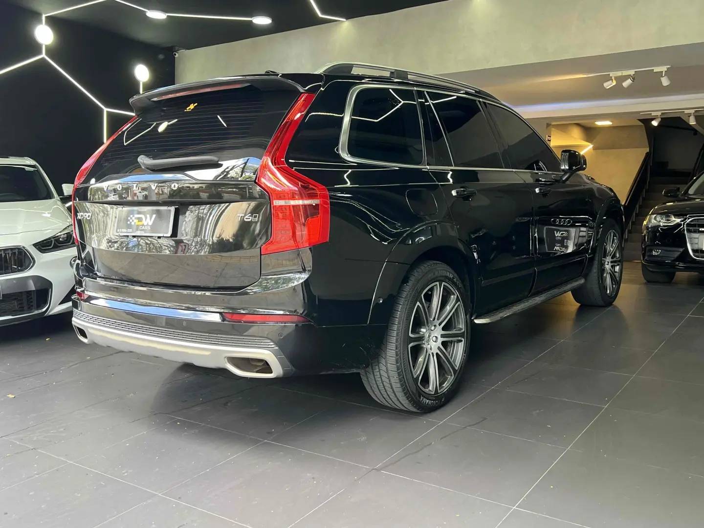 VOLVO XC90