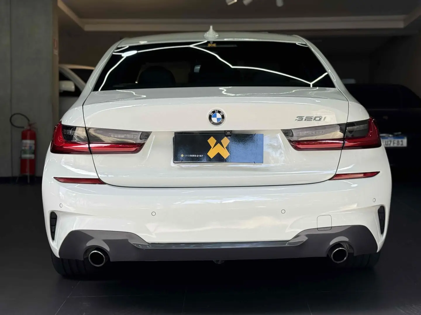 BMW 320I
