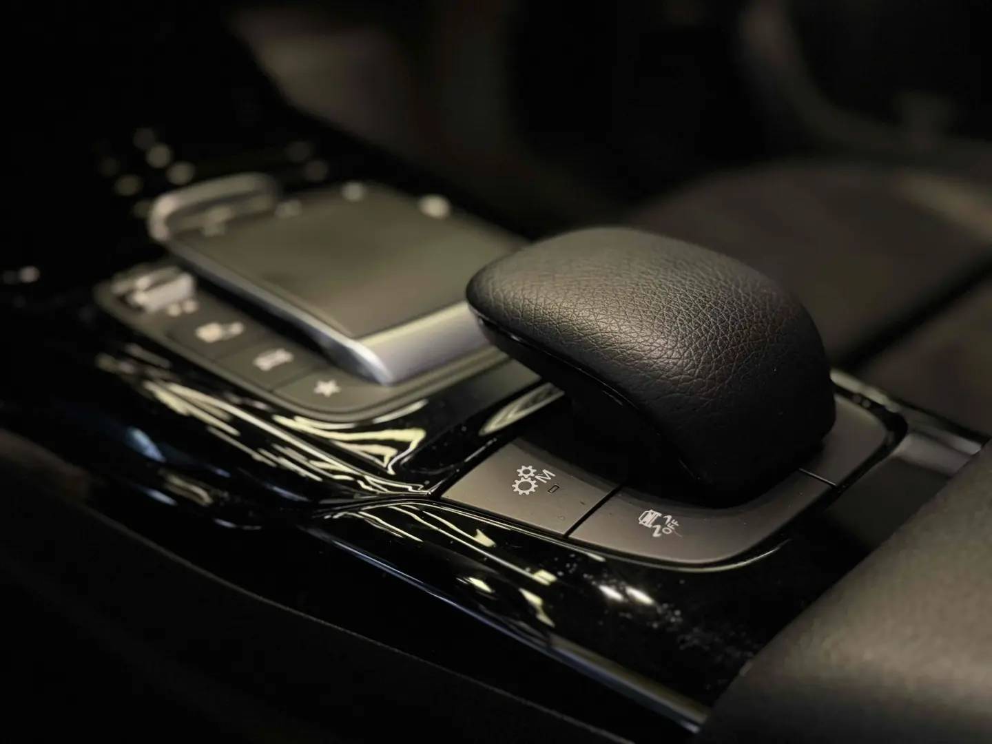 MERCEDES-BENZ A 45 AMG