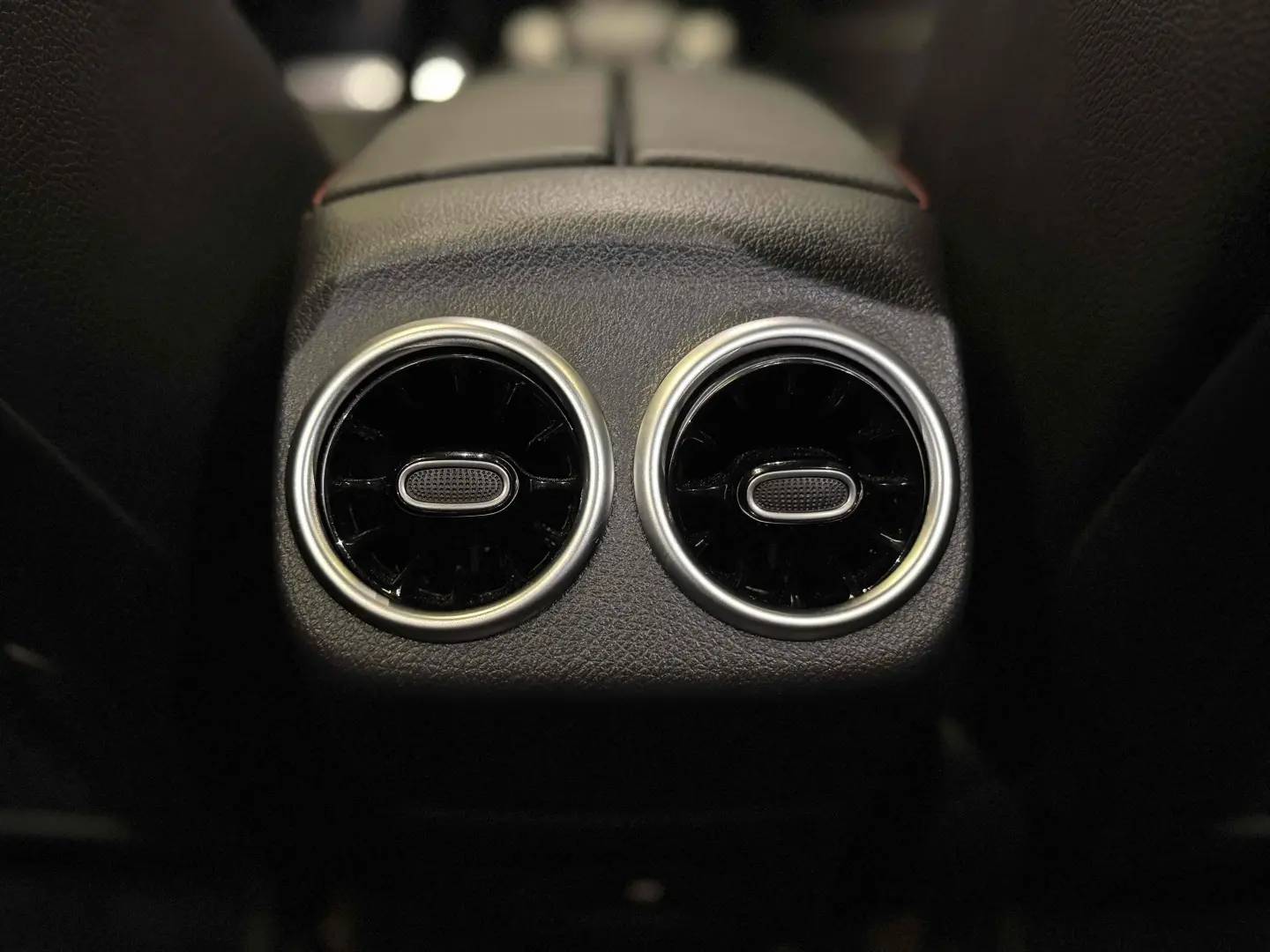 MERCEDES-BENZ A 45 AMG