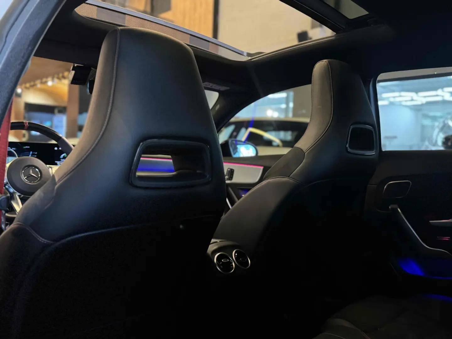 MERCEDES-BENZ A 45 AMG