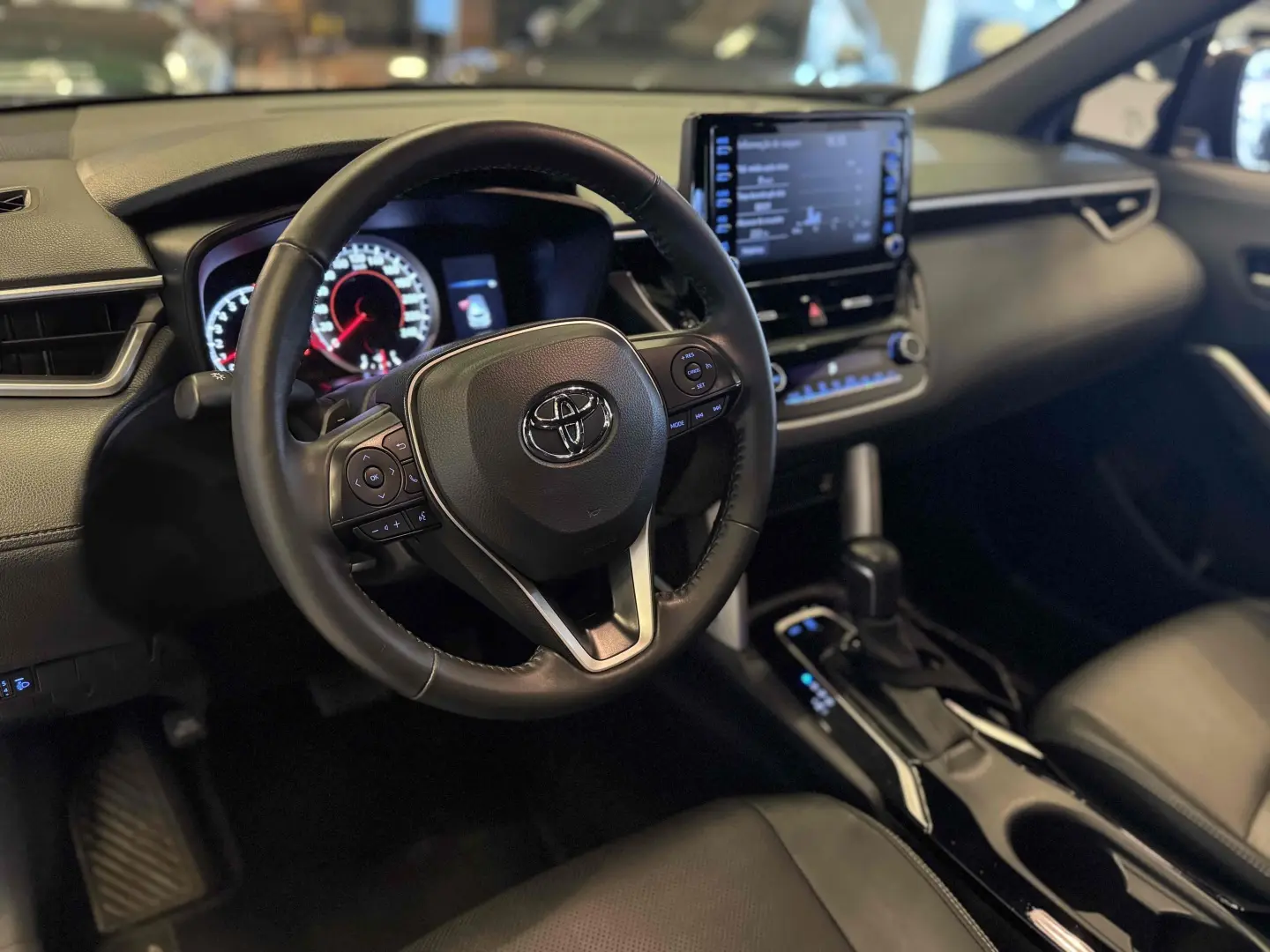 TOYOTA COROLLA CROSS