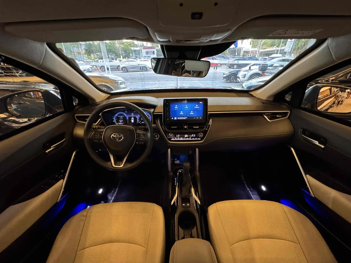 TOYOTA COROLLA CROSS