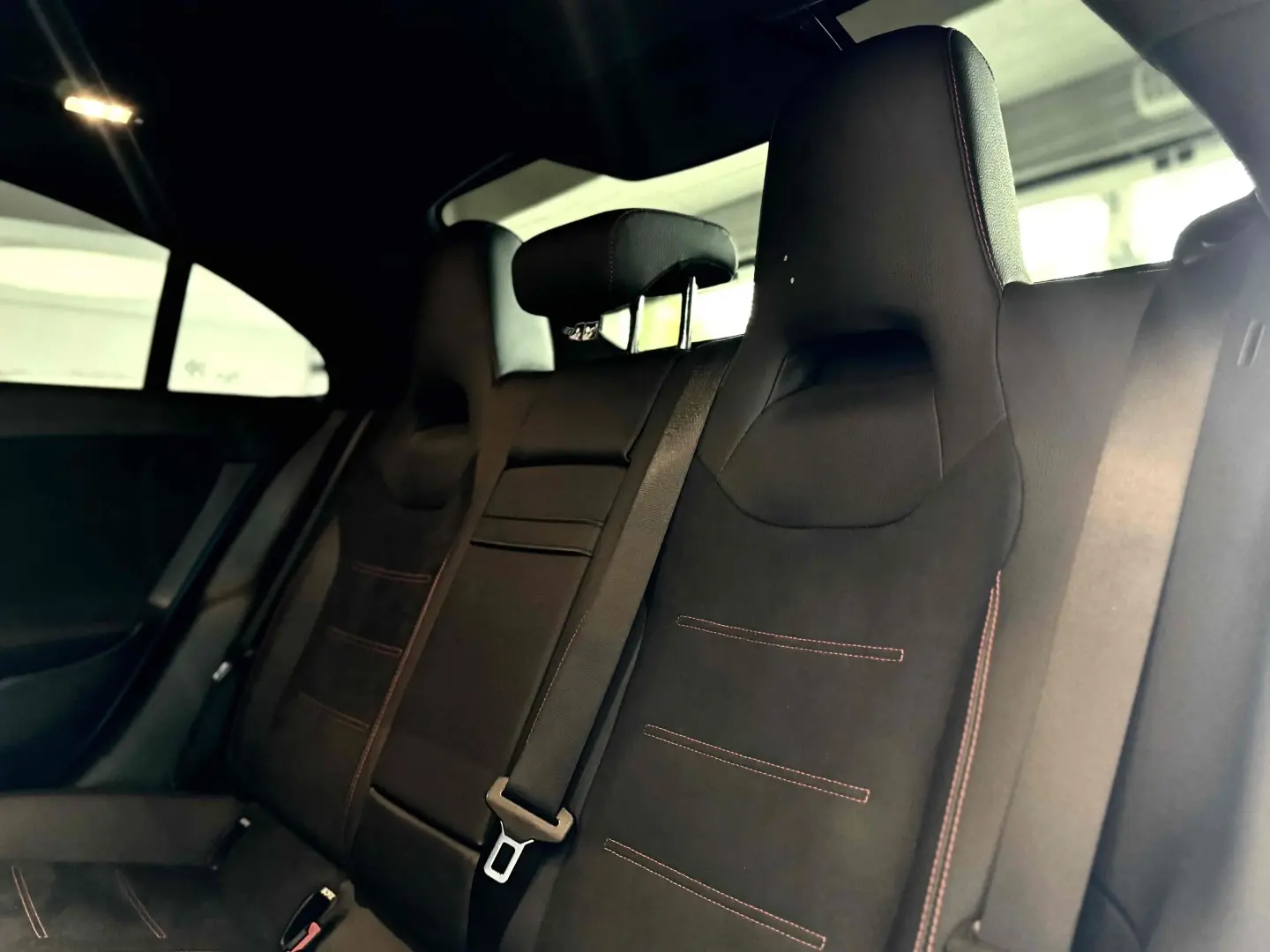 MERCEDES BENZ CLA 200