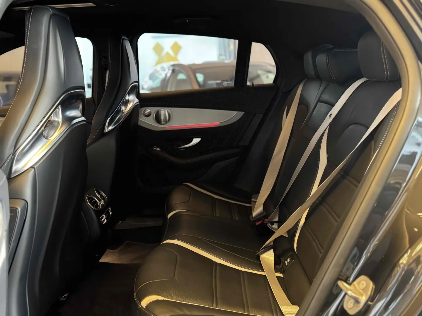 MERCEDES-BENZ GLC 63 AMG