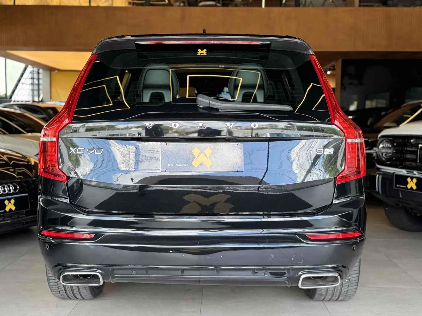 VOLVO XC90