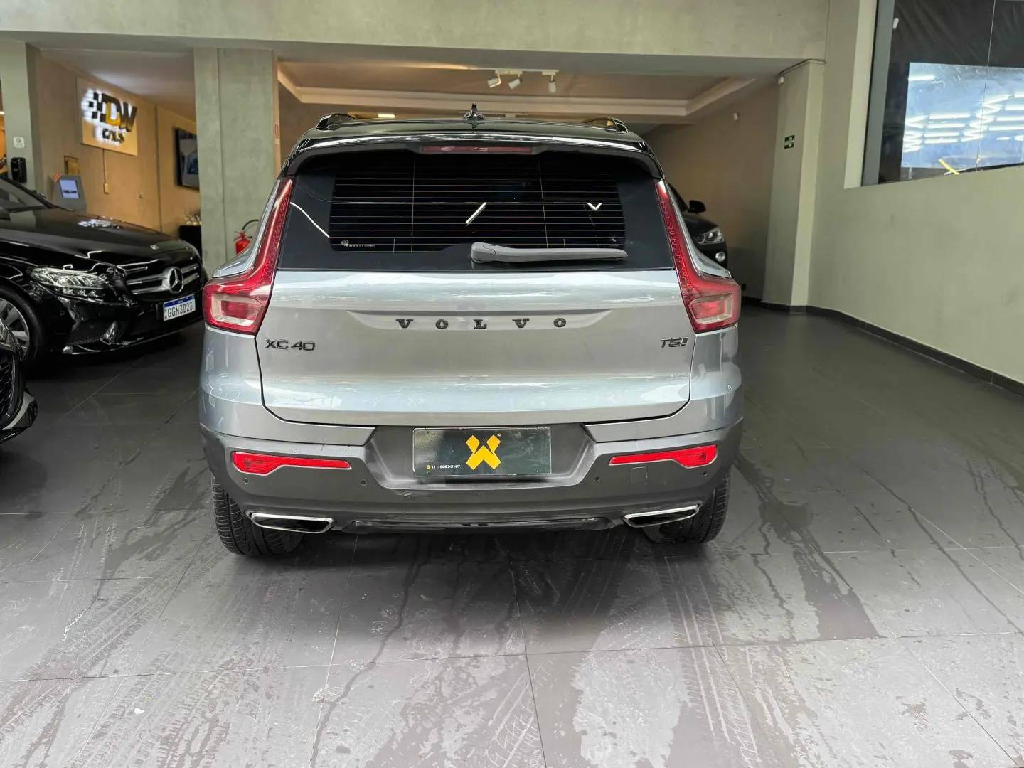 VOLVO XC40