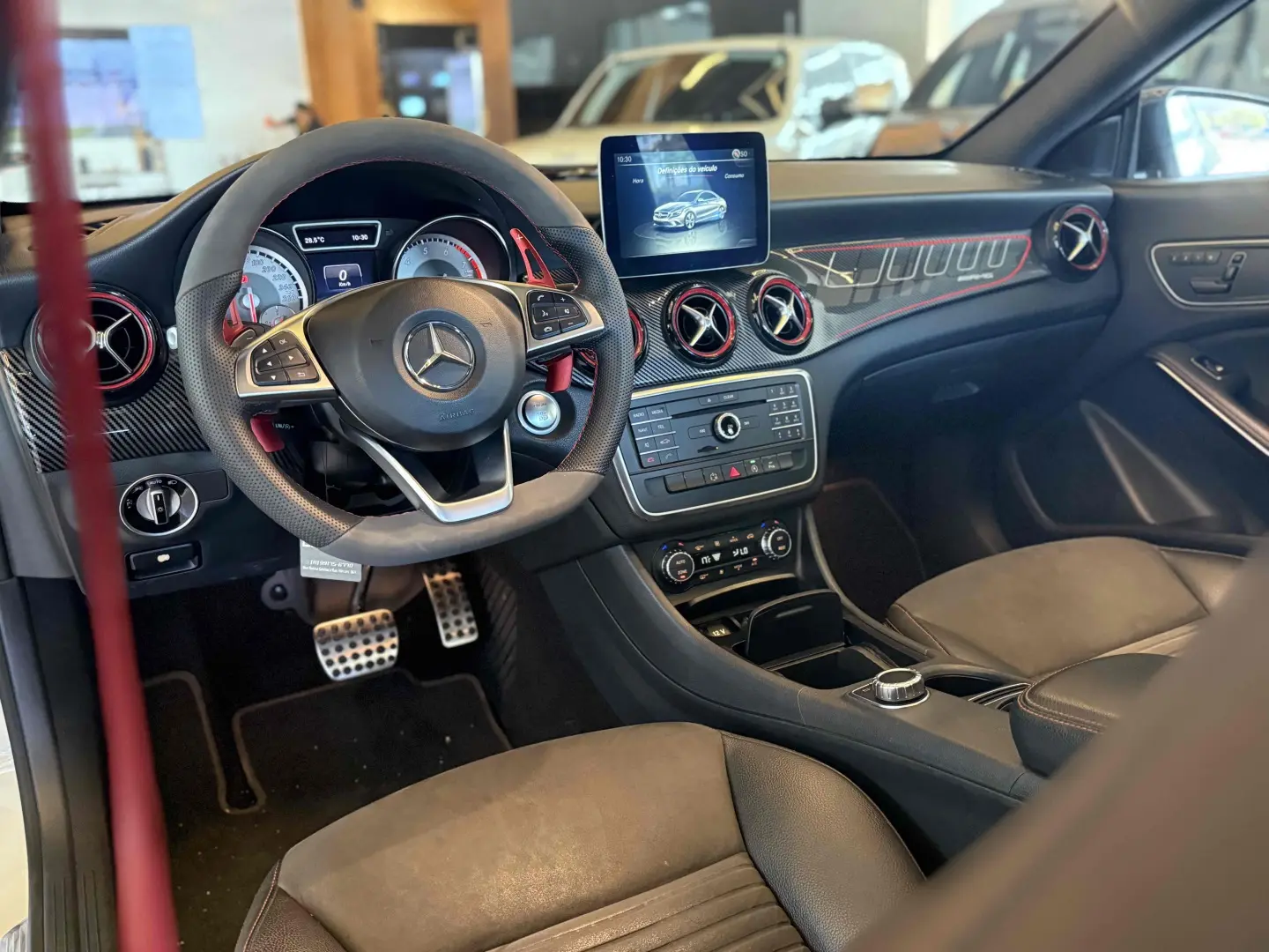 MERCEDES BENZ CLA 250