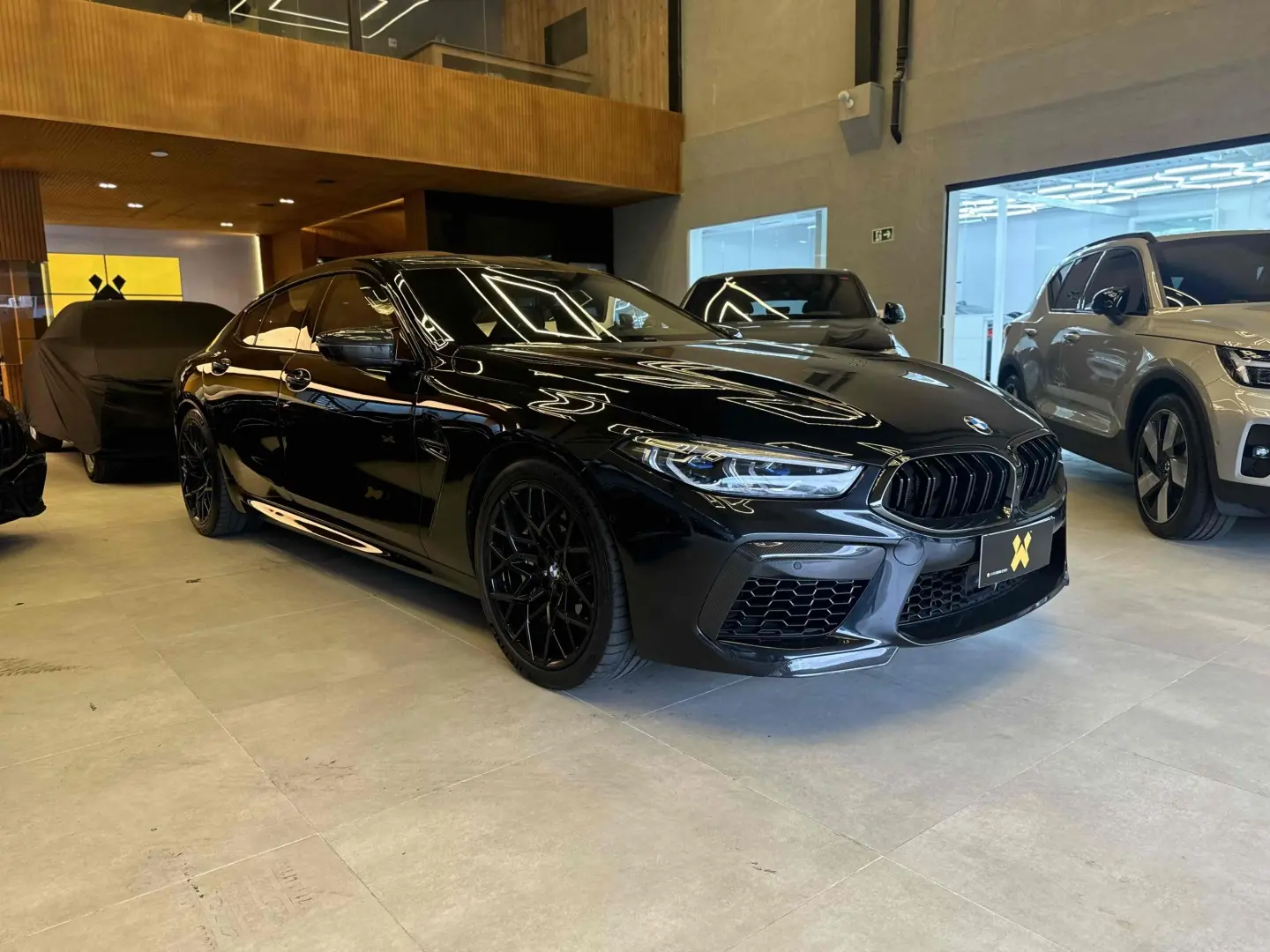 BMW M8