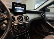 MERCEDES BENZ GLA 200