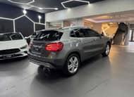 MERCEDES BENZ GLA 200