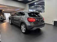 MERCEDES BENZ GLA 200