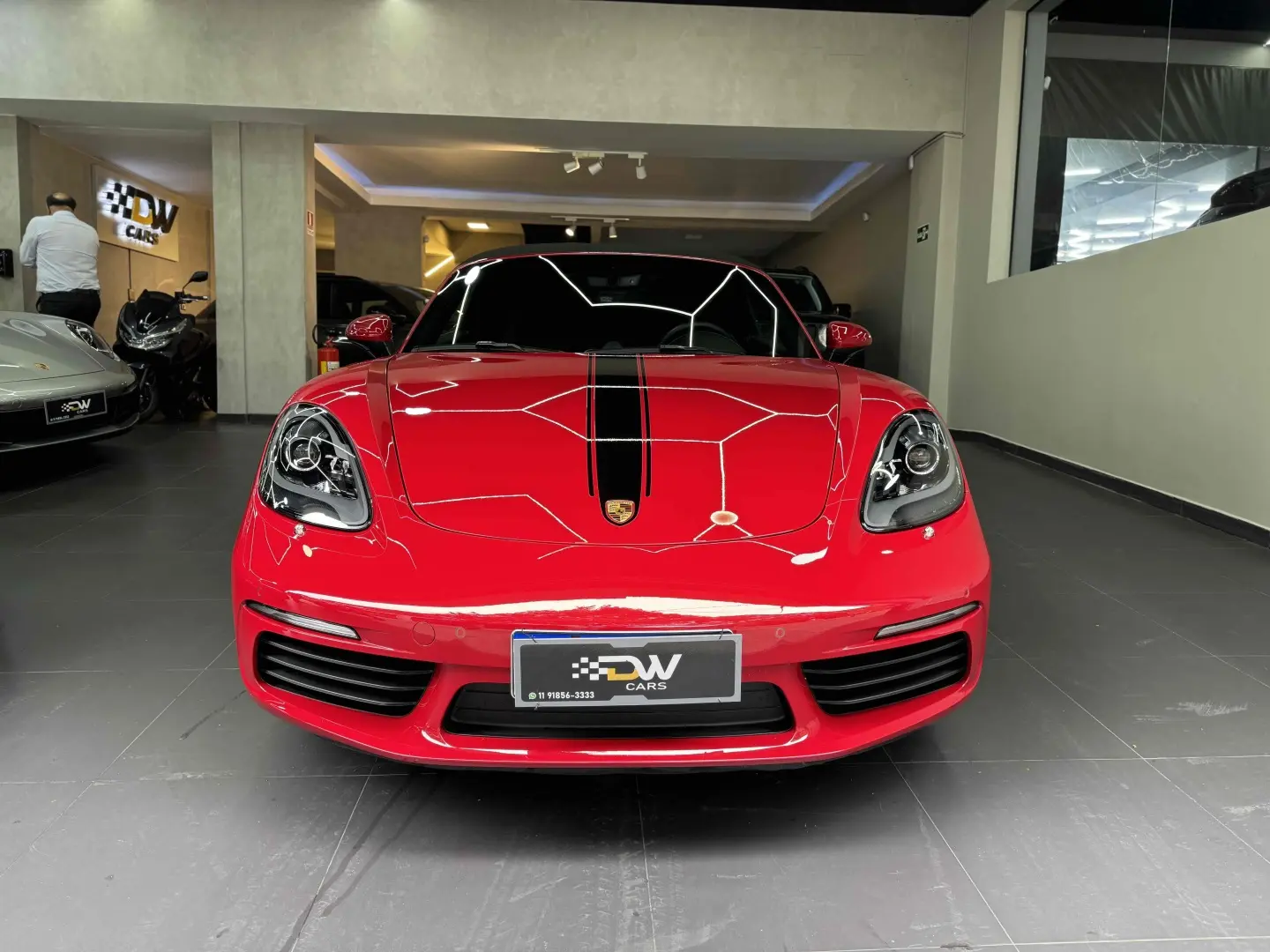 PORSCHE 718