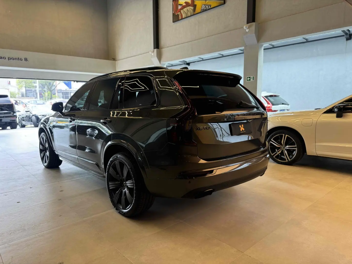 VOLVO XC90