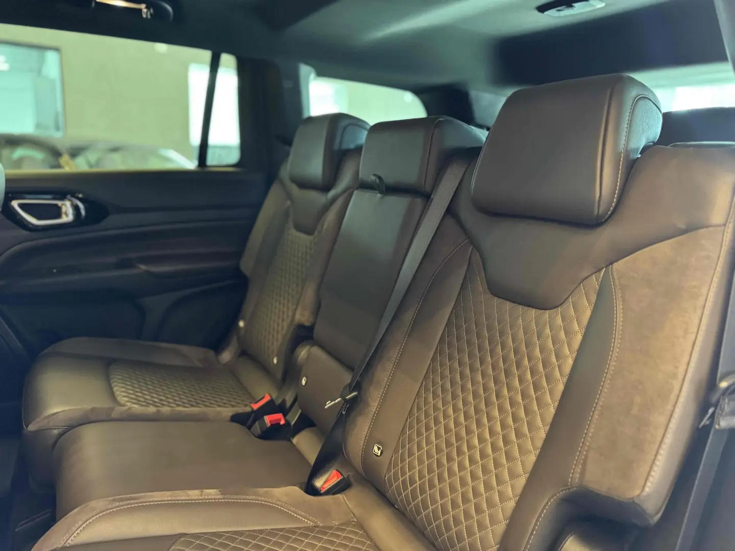 JEEP COMMANDER