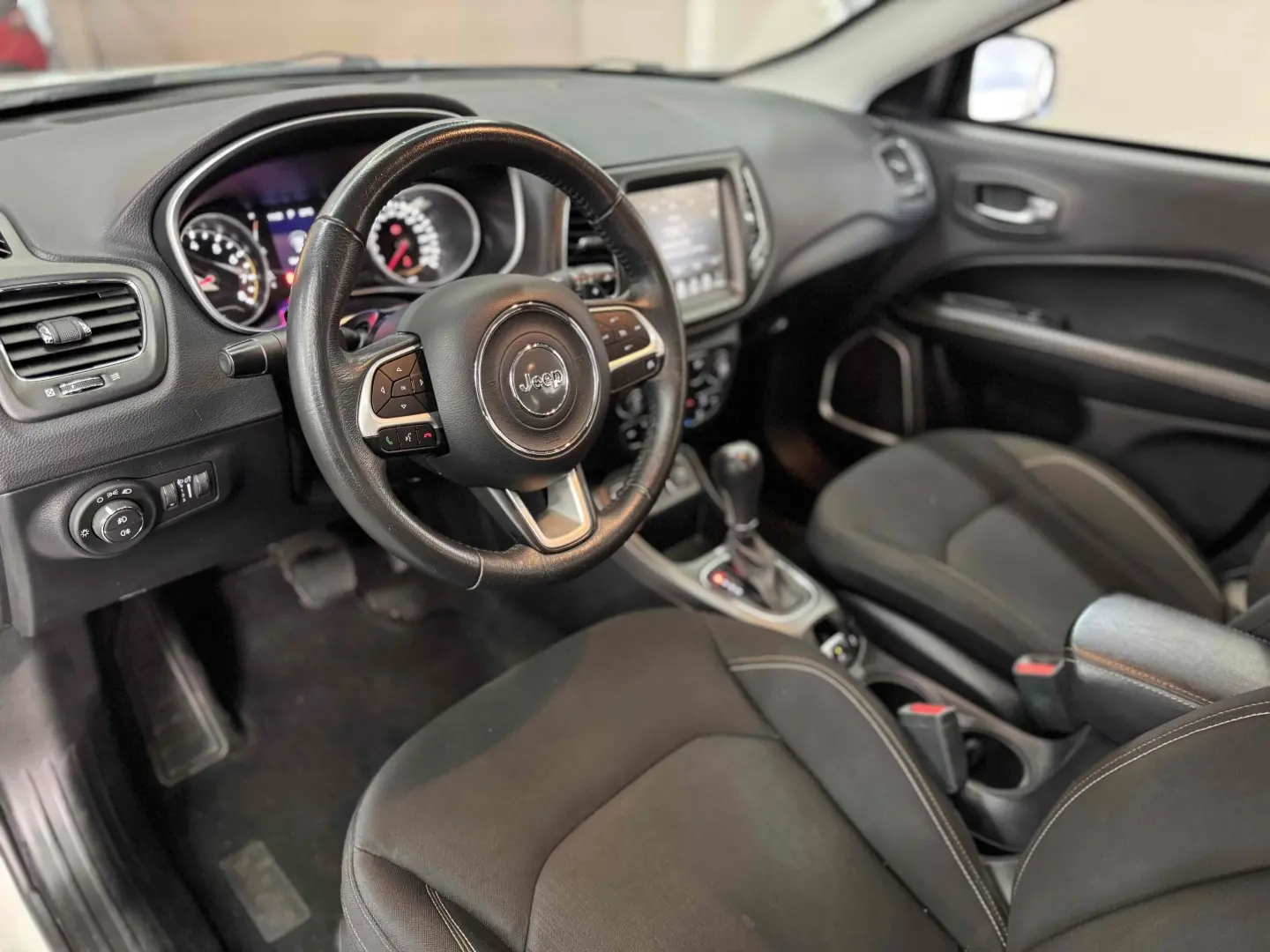 JEEP COMPASS