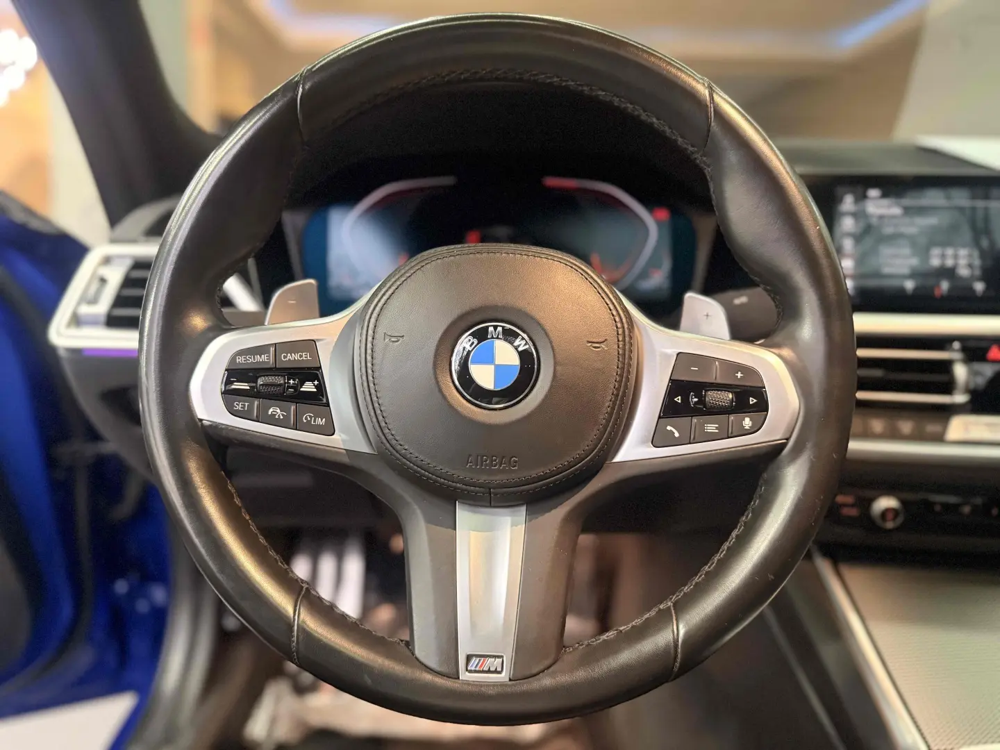 BMW 320I