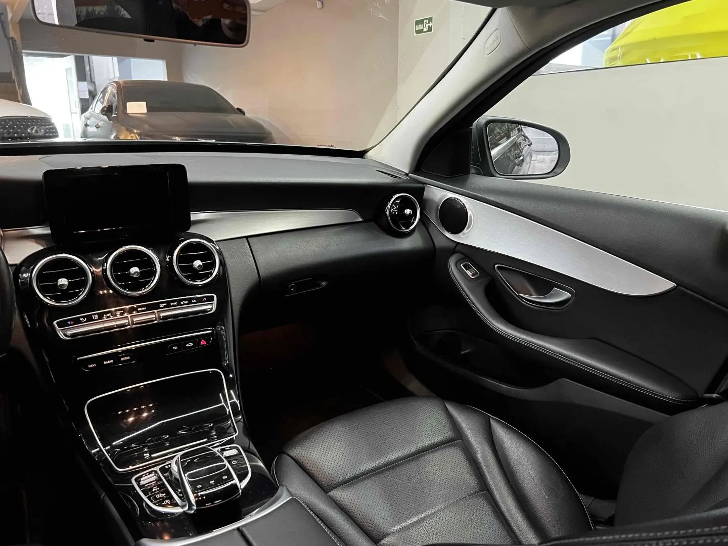 MERCEDES – BENZ C 180