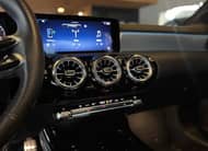 MERCEDES BENZ CLA 200