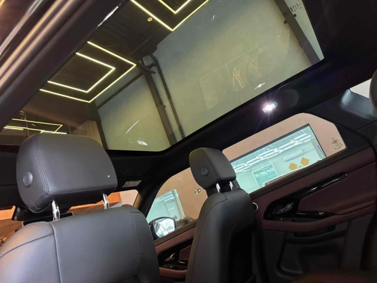 LAND ROVER RANGER ROVER EVOQUE