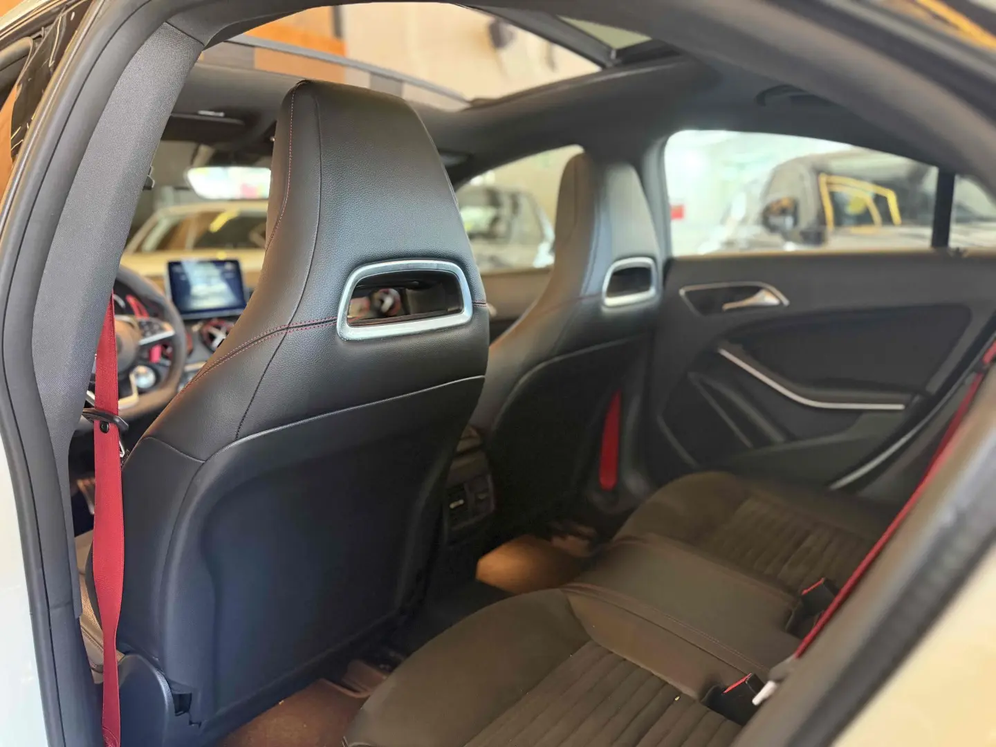 MERCEDES BENZ CLA 250