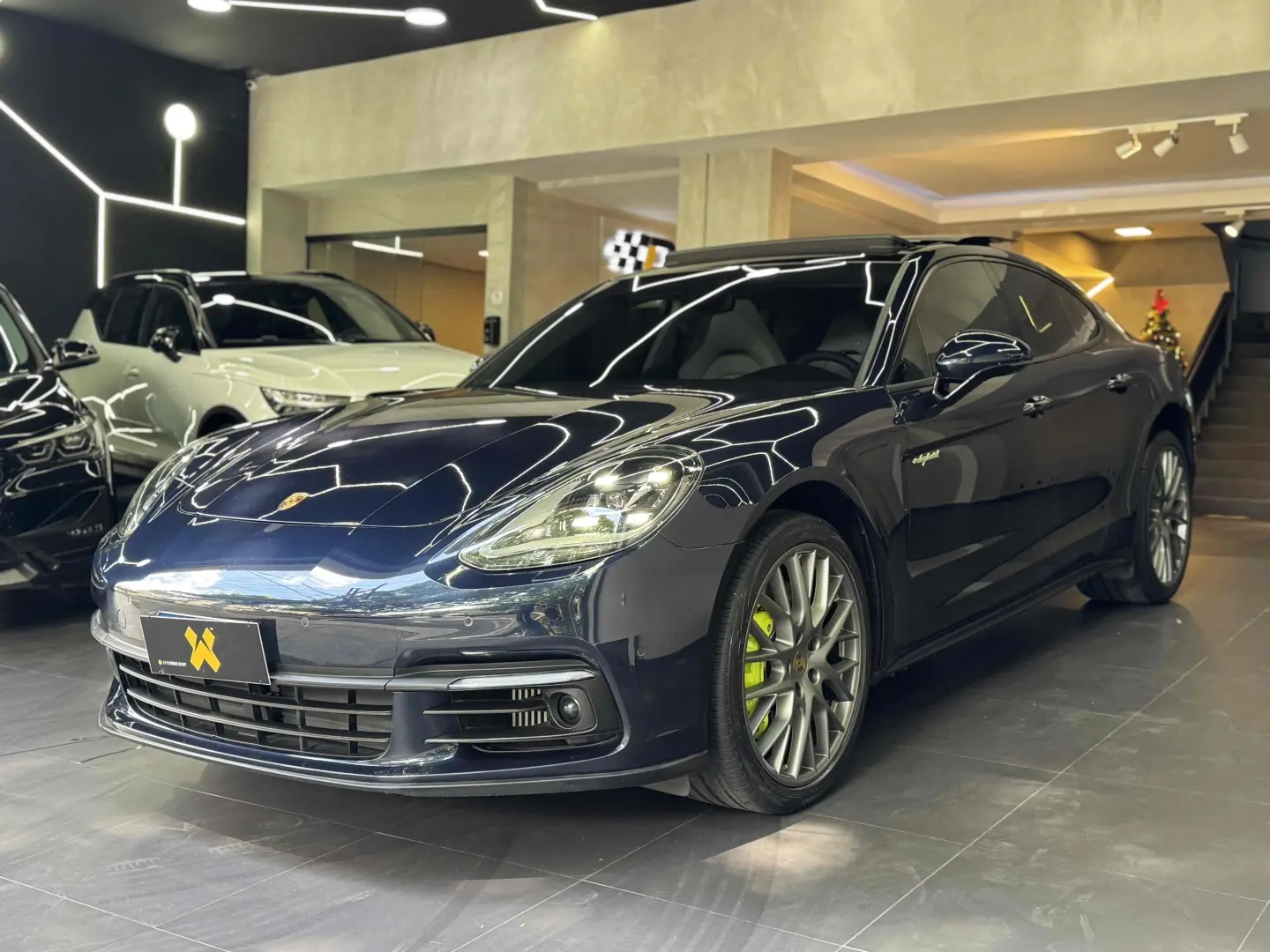 porsche panamera 2025 12 02 15 33 41