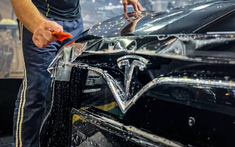 Quanto custa para colocar PPF no carro? O que influencia?