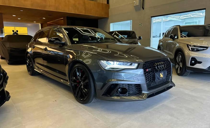 AUDI RS6