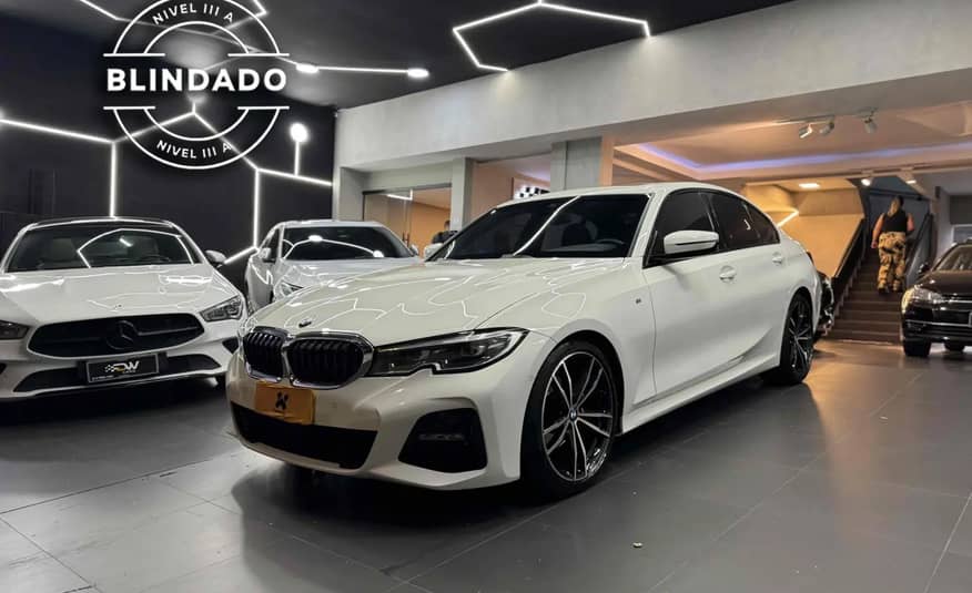 BMW 320I