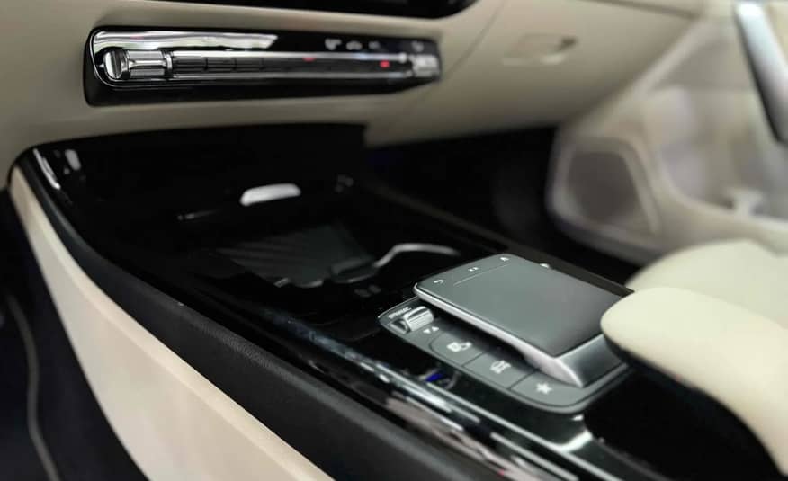 MERCEDES BENZ CLA 250