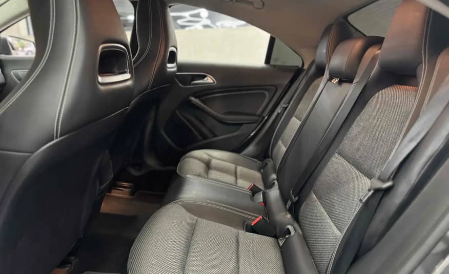 MERCEDES BENZ CLA180