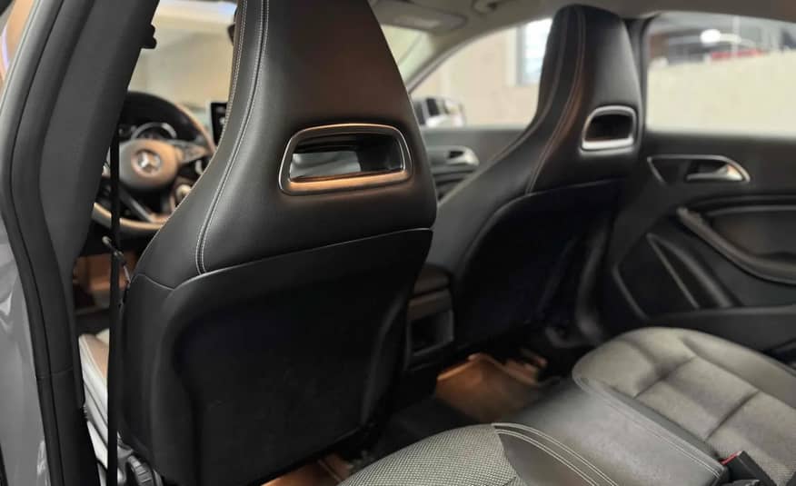 MERCEDES BENZ CLA180