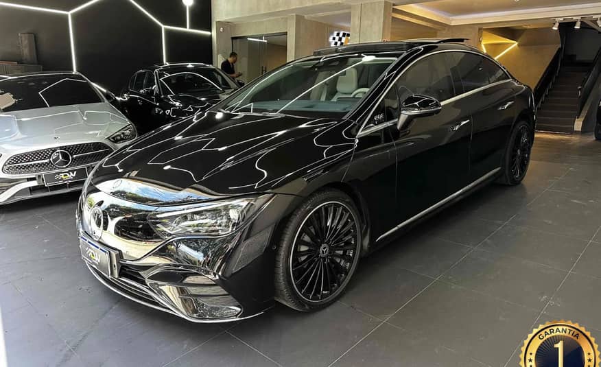 MERCEDES BENZ EQE 300