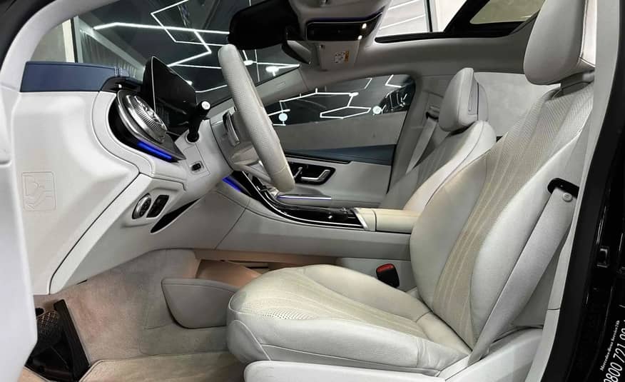 MERCEDES BENZ EQE 300