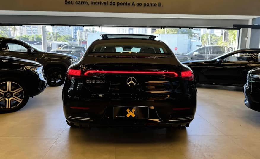 MERCEDES BENZ EQE 300