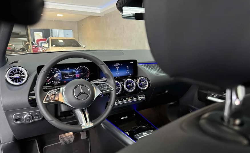 MERCEDES BENZ GLA 200