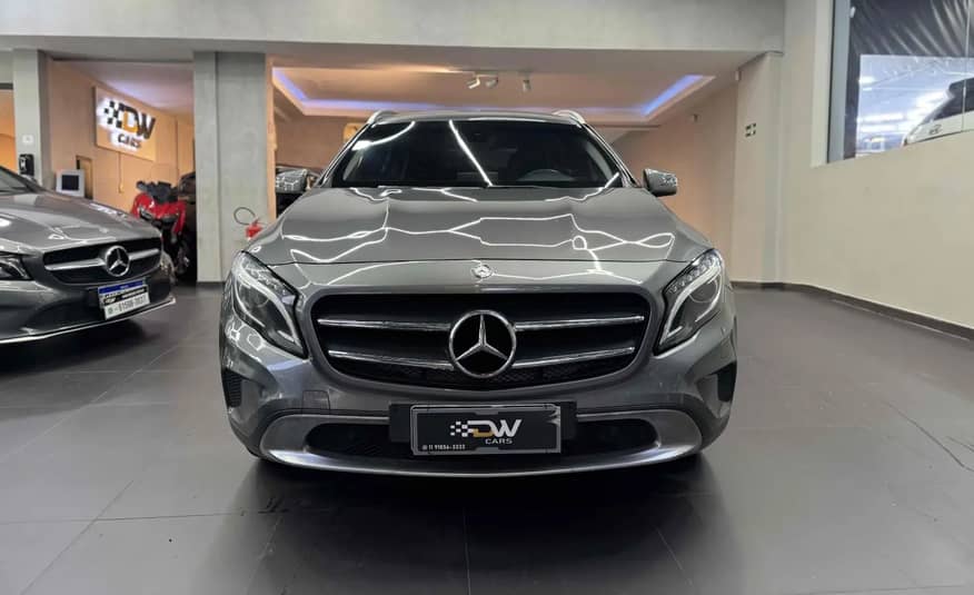 MERCEDES BENZ GLA 200