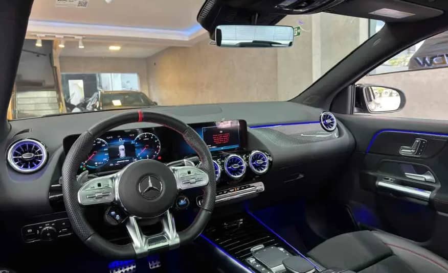 MERCEDES- BENZ GLA 35 AMG