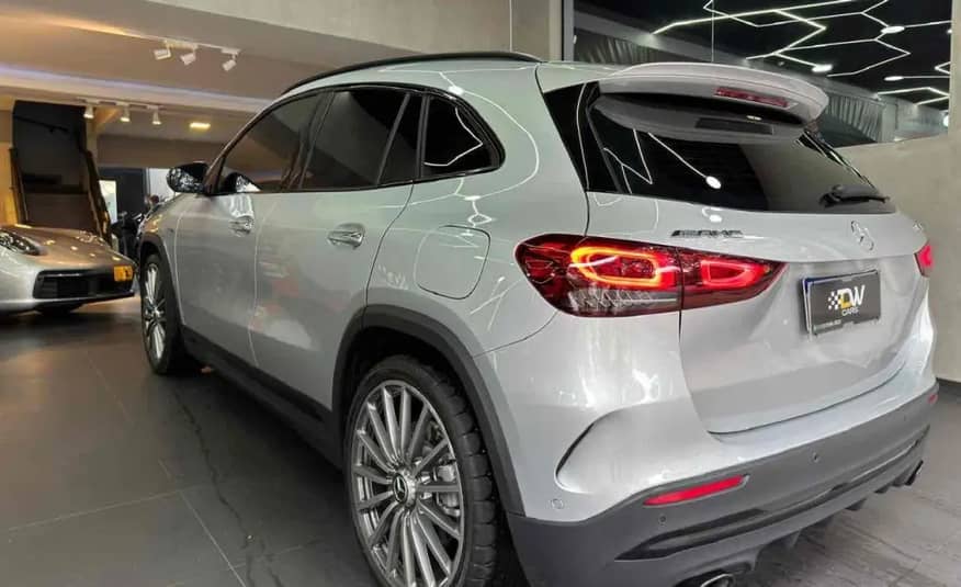 MERCEDES- BENZ GLA 35 AMG